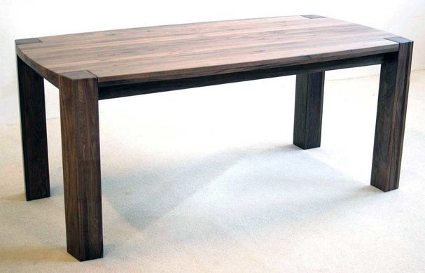 Обеденный стол из дерева "Астор"