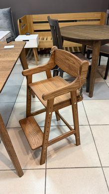 Детский растущий стульчик из дерева